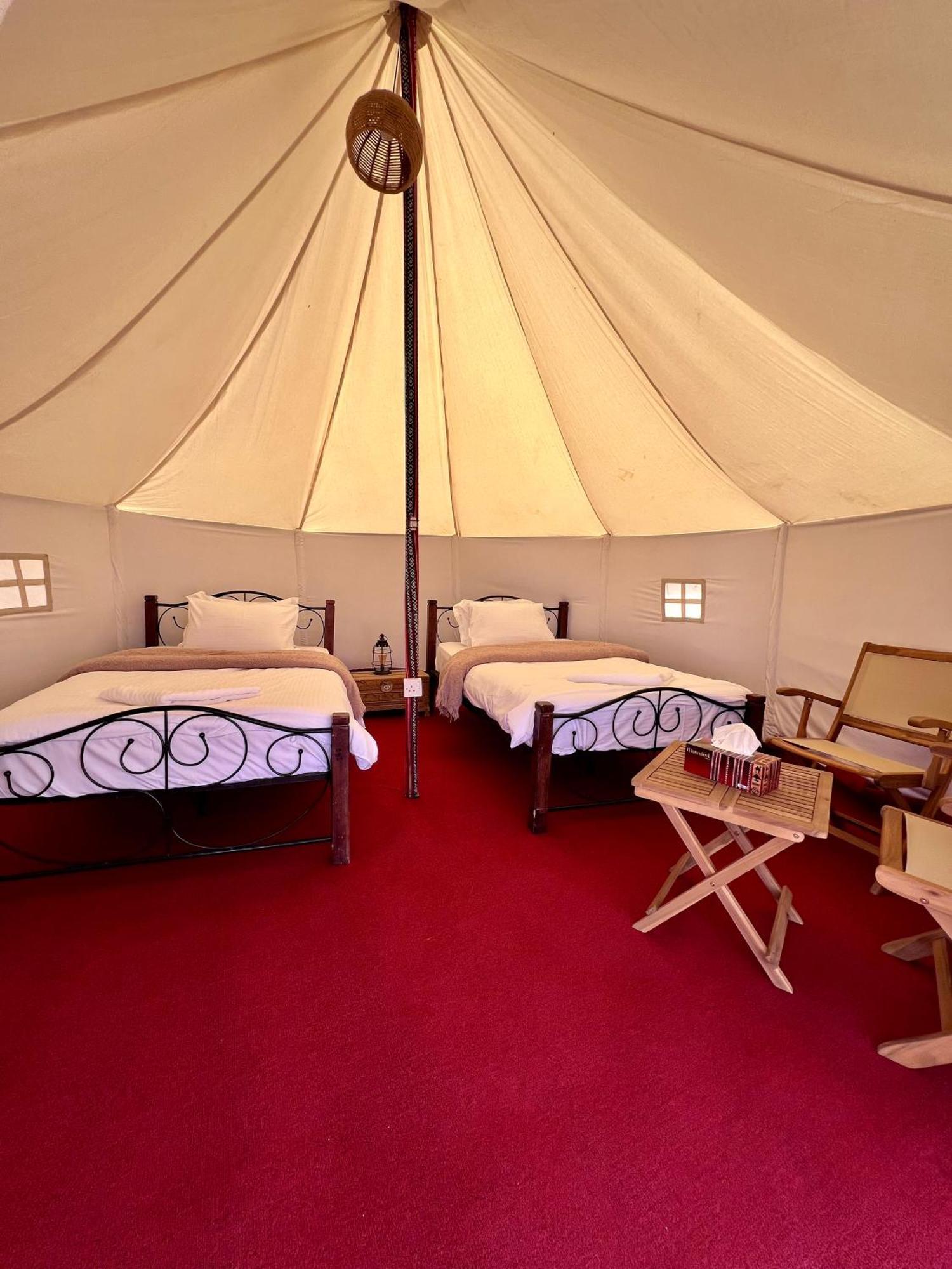 Desert Waves Camp Badīyah Eksteriør bilde